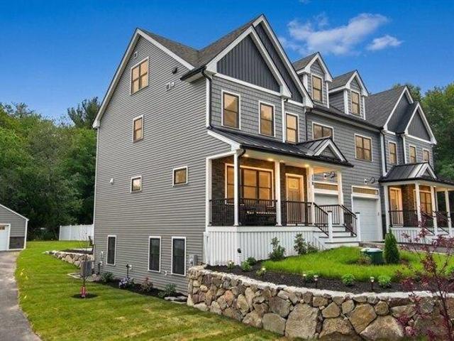 House for sale in North Reading, Massachusetts