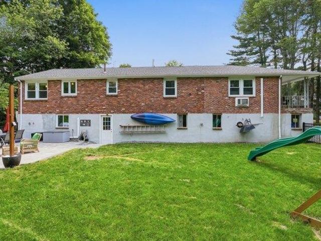 House for sale in North Reading, Massachusetts