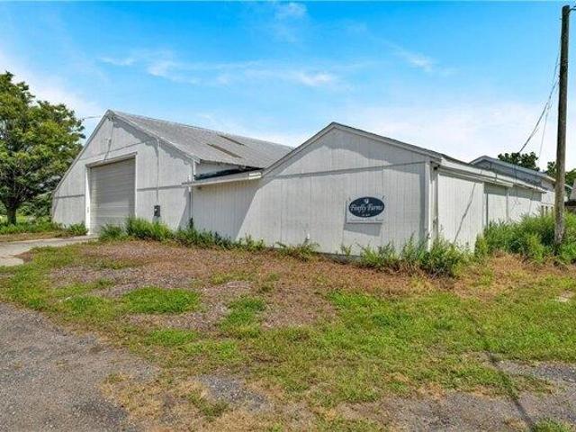 House for sale in North Stonington, Southeastern Connecticut Planning Region