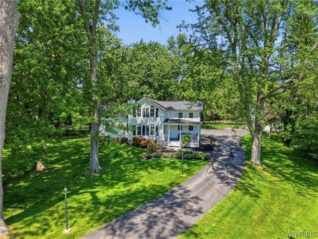 House for sale in Niagara, New York