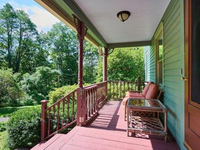 House for sale in Leeds, Northampton