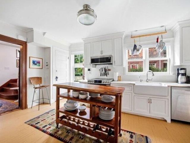 House for sale in Northampton, Hampshire County