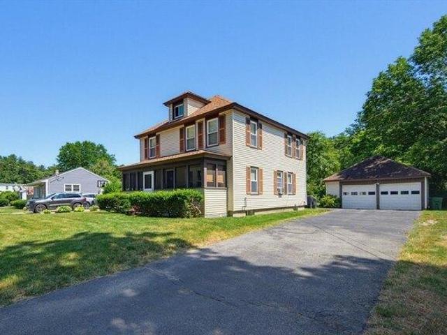 House for sale in Northbridge, Massachusetts