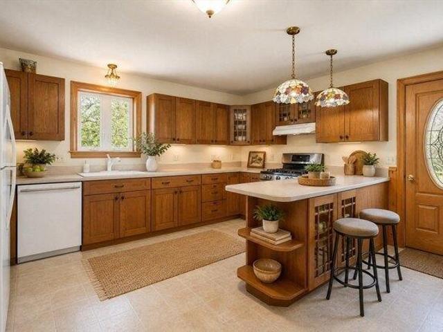 House for sale in Northbridge, Massachusetts