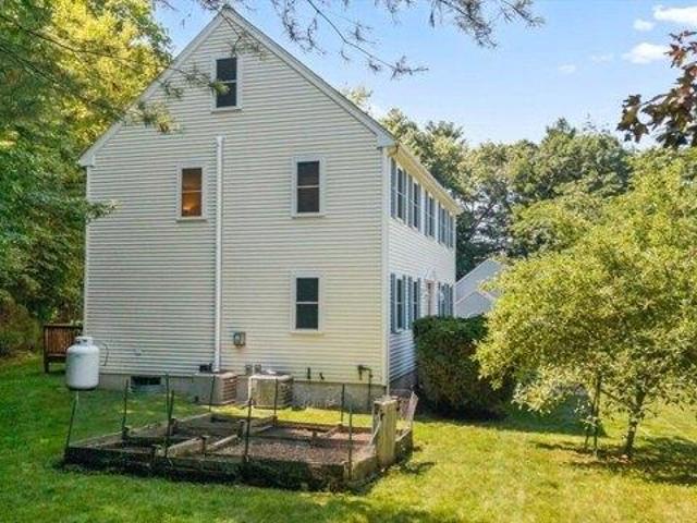 House for sale in Northbridge, Massachusetts