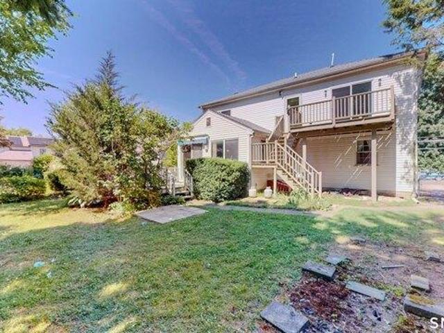 House for sale in Norwalk, Western Connecticut Planning Region