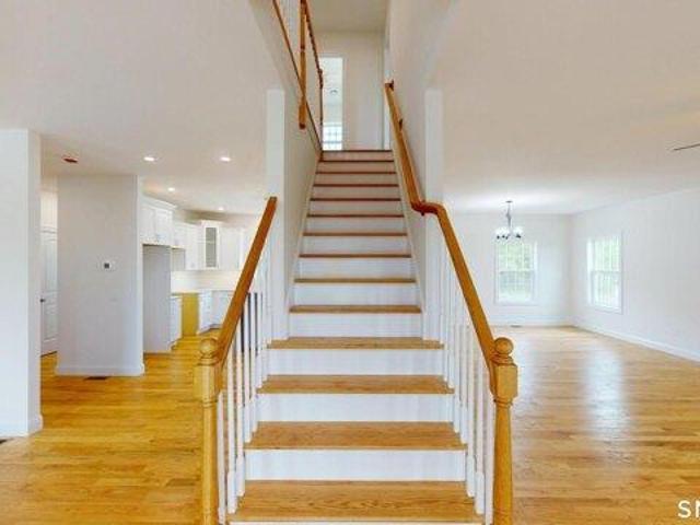 House for sale in Norwich, Southeastern Connecticut Planning Region