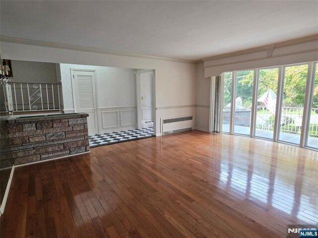 House for sale in Harrington Park, New Jersey