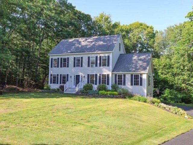 House for sale in New Hampshire