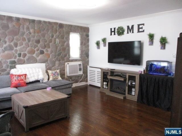 House for sale in Nutley, Essex County