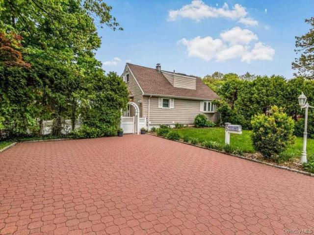House for sale in Glenwood, New York