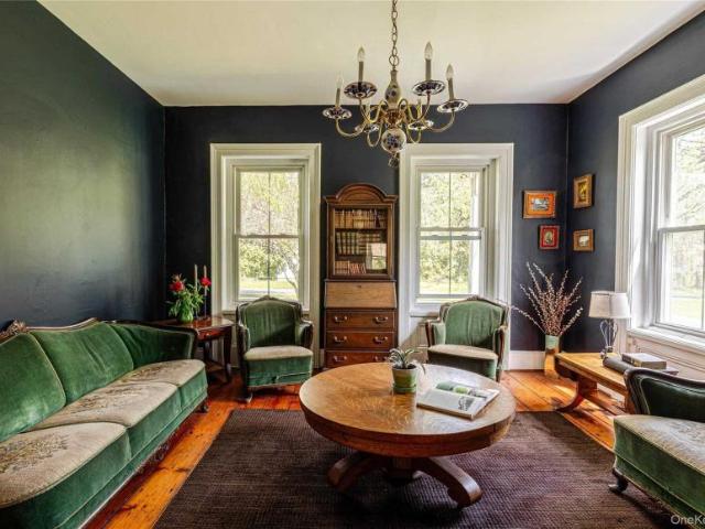 House for sale in Schodack Landing, New York