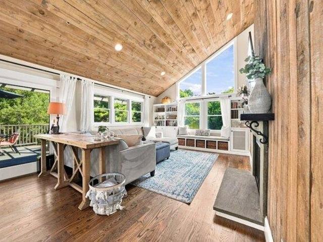 House for sale in Eastville, Oak Bluffs