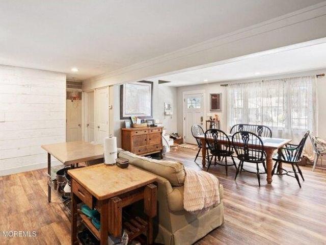 House for sale in Ocean Gate, New Jersey