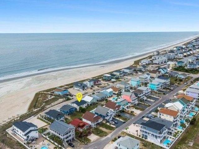 House for sale in Ocean Isle Beach, North Carolina