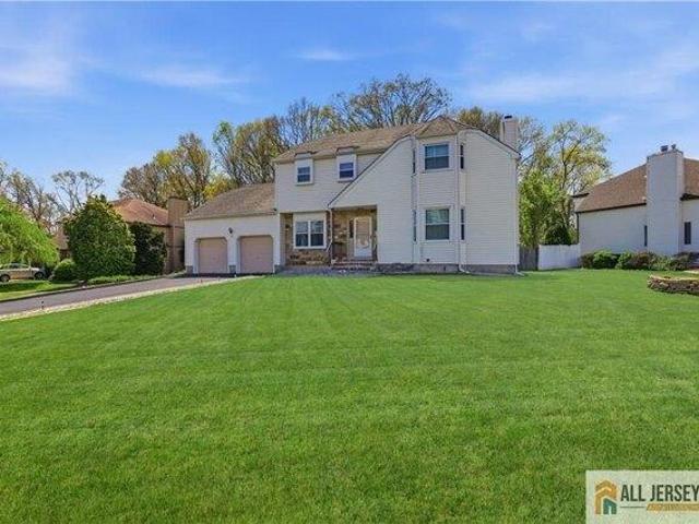 House for sale in Cliffwood, New Jersey