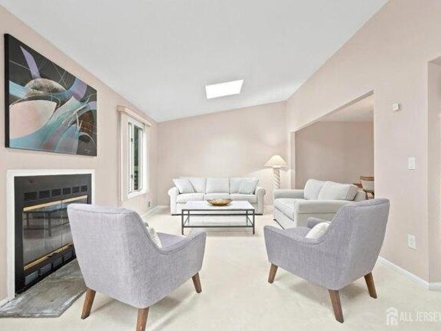 House for sale in Cliffwood, New Jersey