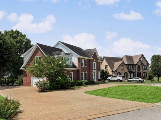 House for sale in Old Hickory, Tennessee
