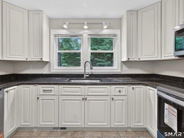 House for sale in Old Lyme, Connecticut