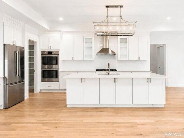 House for sale in Laysville, Old Lyme