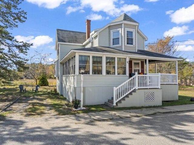 House for sale in Maine