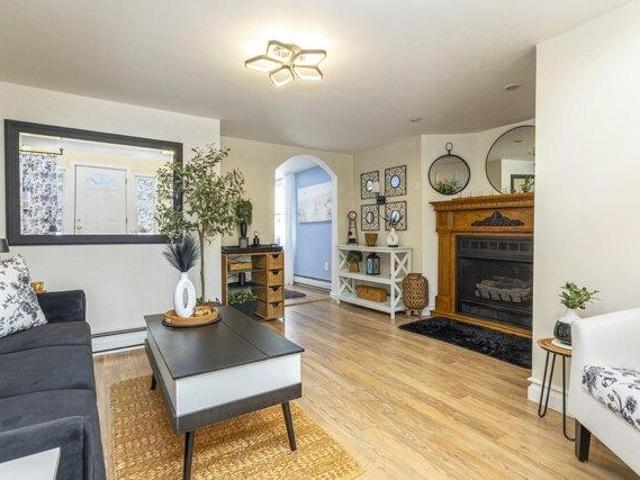 House for sale in Maine