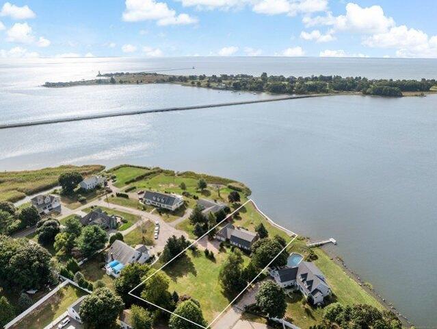 House for sale in Old Saybrook, Connecticut