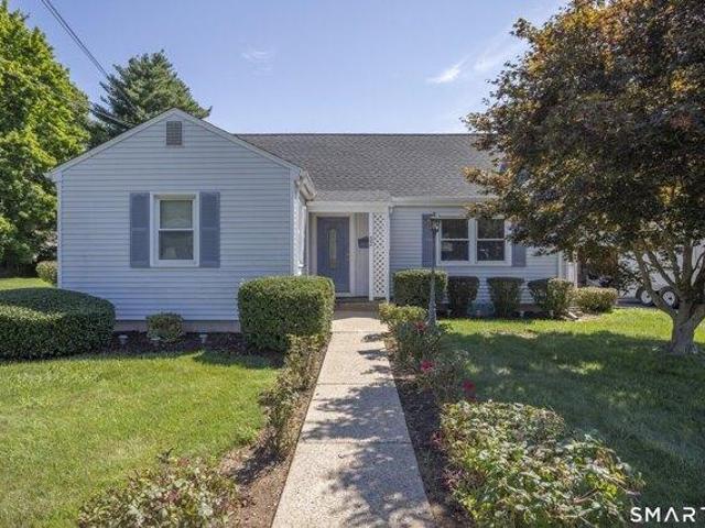 House for sale in Old Saybrook, Connecticut