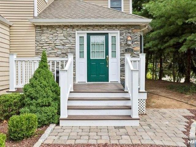 House for sale in Oradell, New Jersey