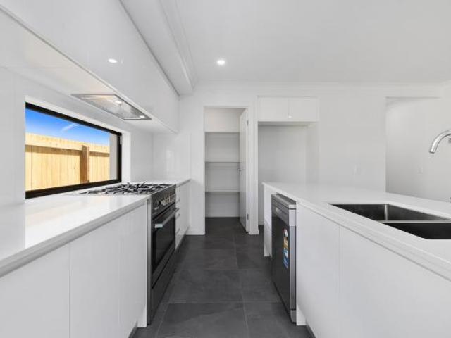 House for sale in Fernbrook, Queensland