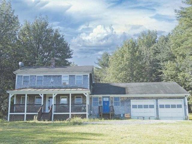 House for sale in Oxford, Oxford County