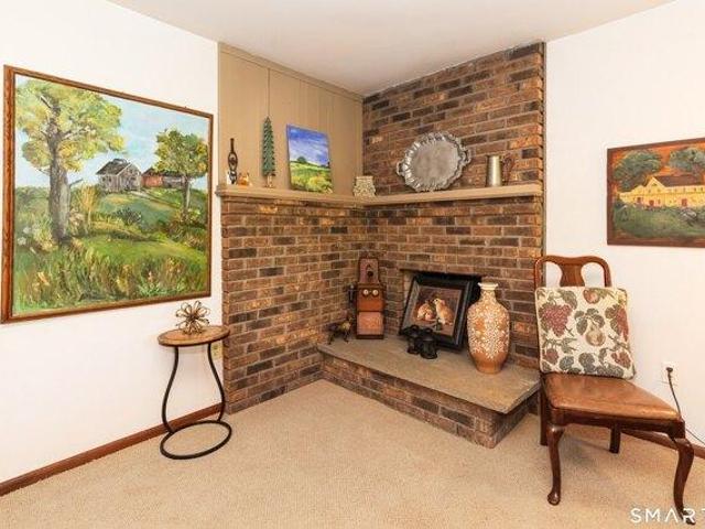 House for sale in Oxford, Connecticut