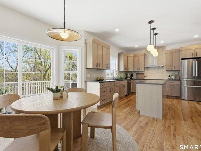 House for sale in Oxford, Connecticut