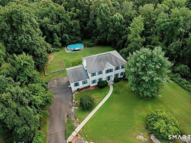House for sale in Oxford, Connecticut