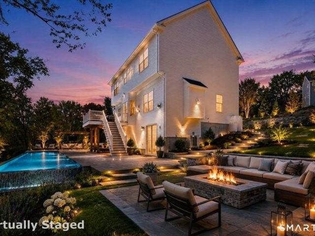 House for sale in Oxford, Connecticut