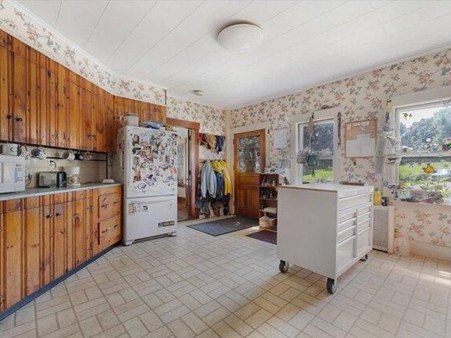 House for sale in Oxford, Worcester County