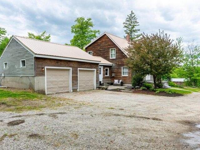 House for sale in Oxford, Maine