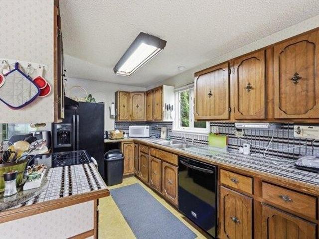 House for sale in Hampden, Massachusetts