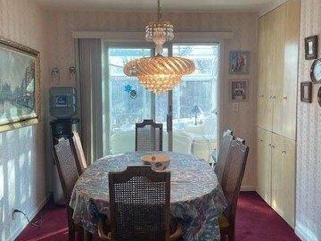 House for sale in Paramus, New Jersey