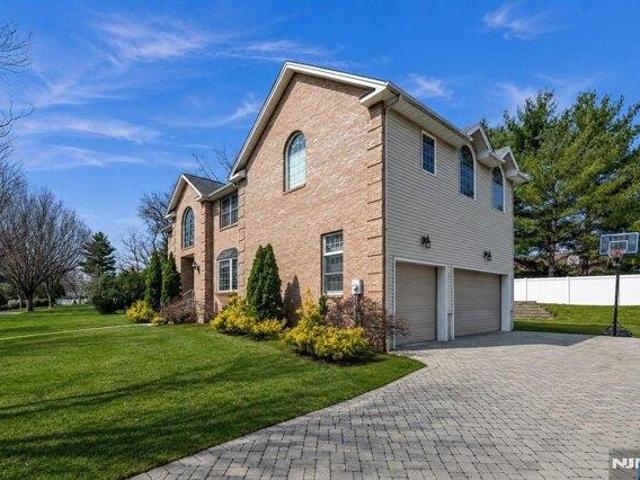 House for sale in Paramus, Bergen County