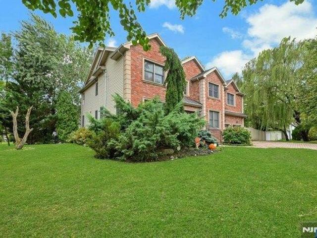 House for sale in Paramus, Bergen County