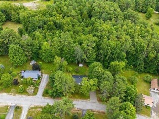 House for sale in Paris, Maine