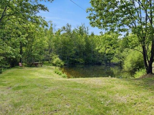 House for sale in Paris, Maine