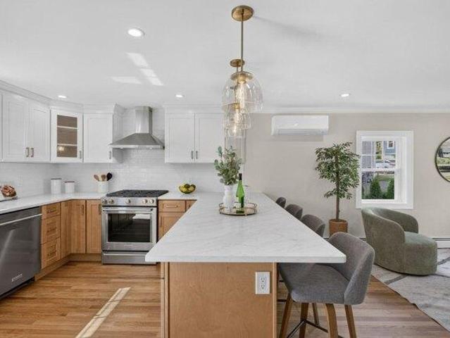 House for sale in Peabody, Essex County