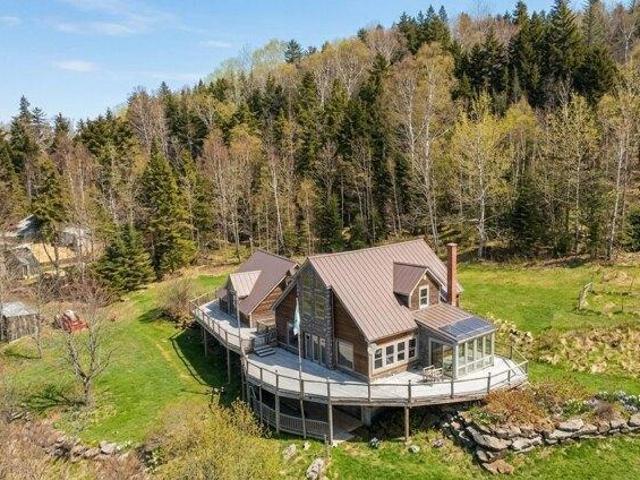 House for sale in Peacham, Vermont