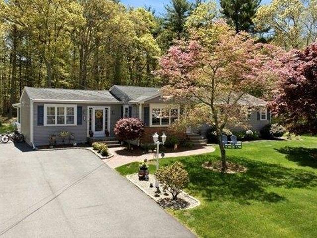 House for sale in Pembroke, Massachusetts