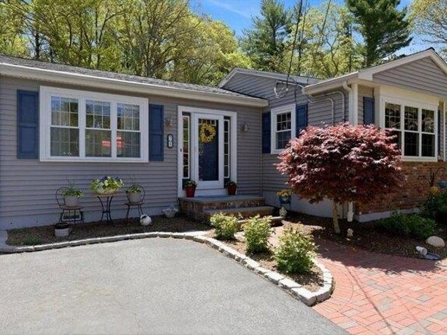House for sale in Pembroke, Massachusetts
