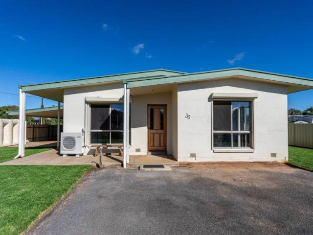 House for rent in Comaum, South Australia