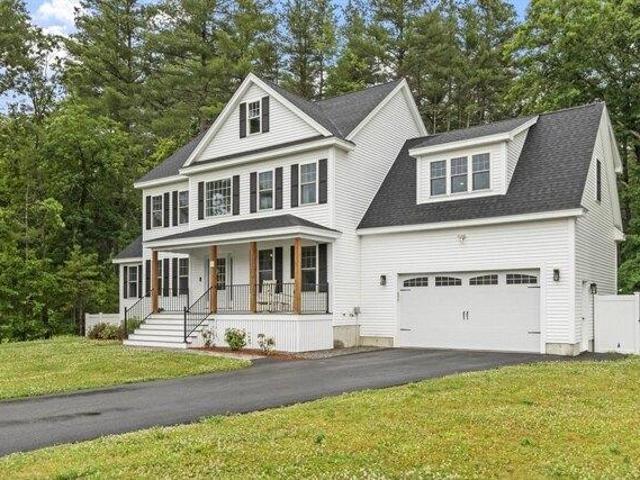 House for sale in Pepperell, Massachusetts