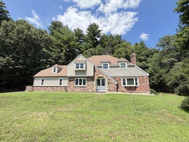 House for sale in Pepperell, Massachusetts